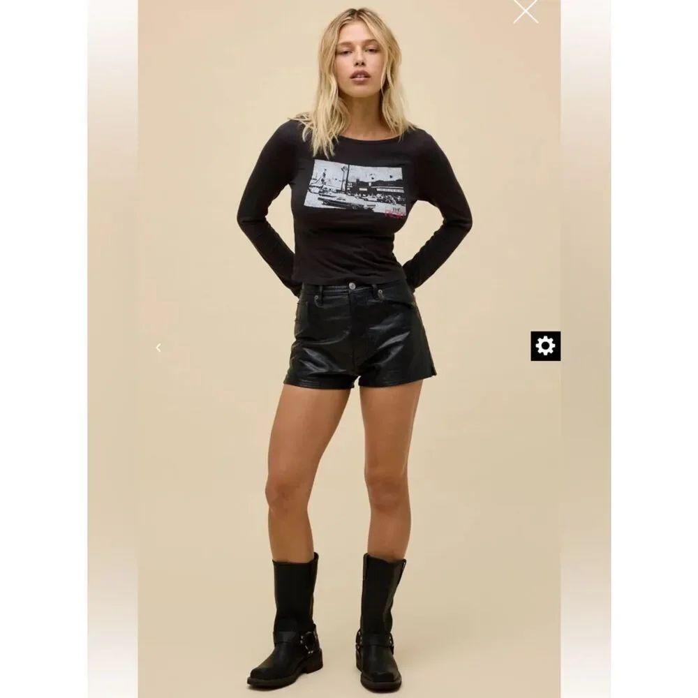 Daydreamer THE ROXY PHOTO BOATNECK LONG SLEEVE Tee shirt Small